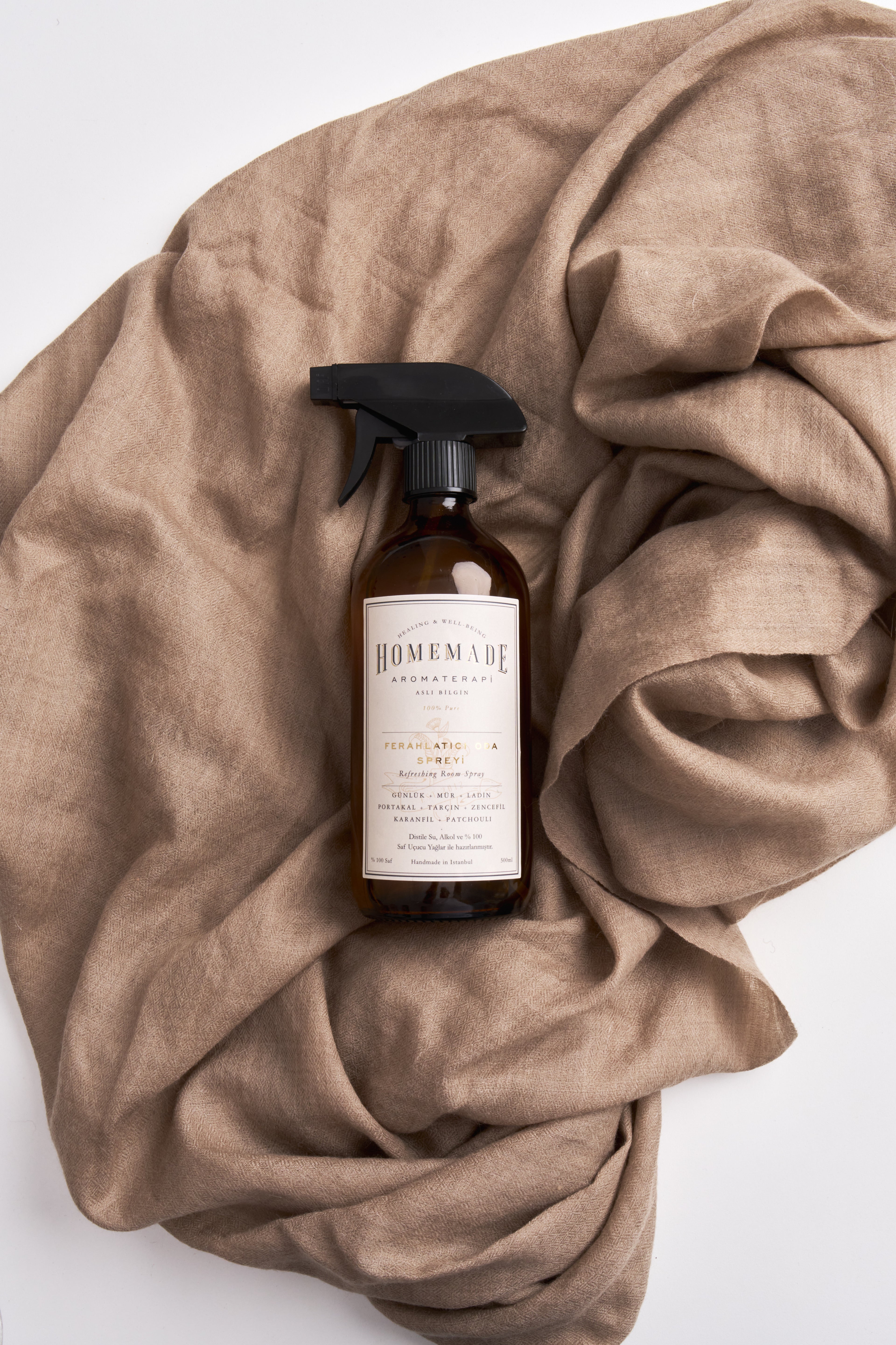 Spray pentru Împrospătarea Aerului (Refreshing Room Spray)